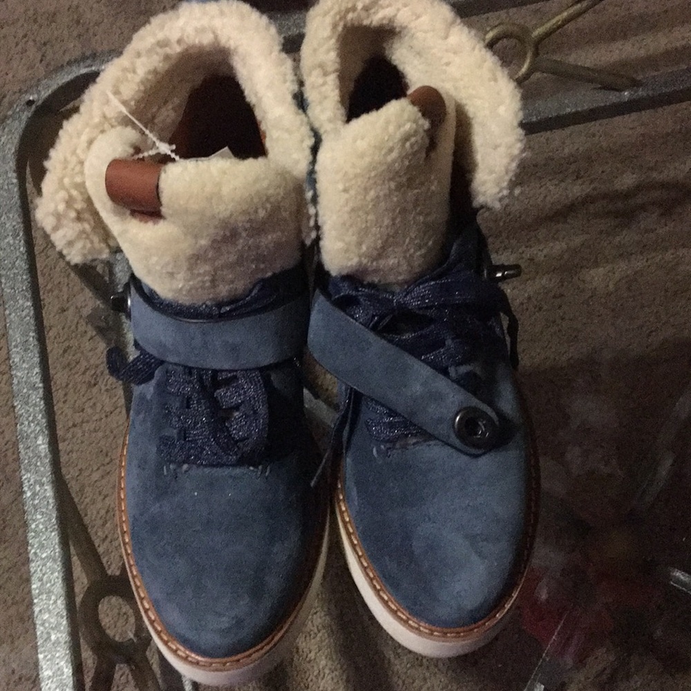 Coach boots 9.5